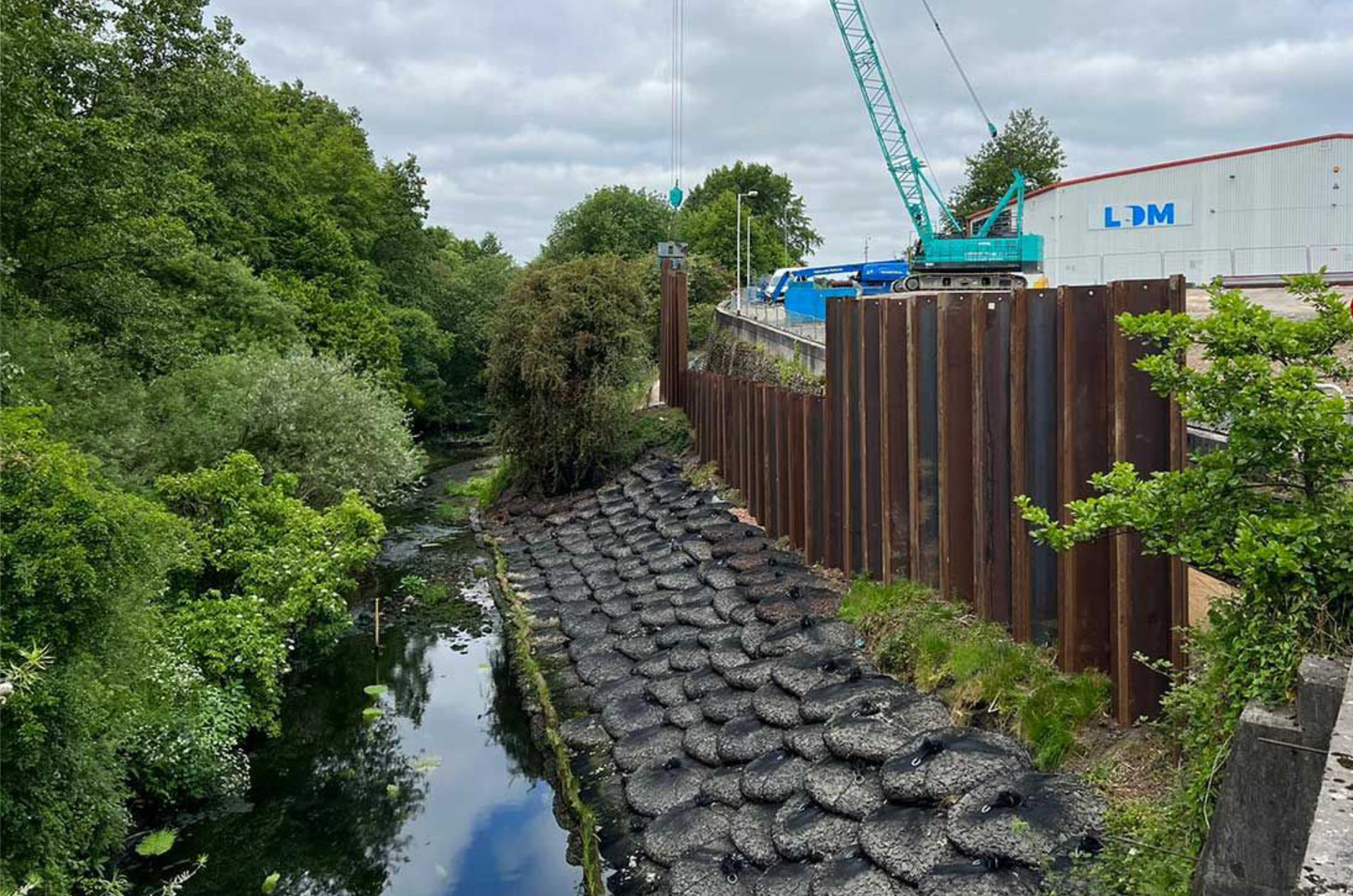 Aqua Rock Bag zaščita pred izpiranjem okoli nosilnih stebrov mostov in drugih struktur